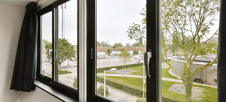 Aluminum End Vent Slider Windows in Mulhern, Ontario