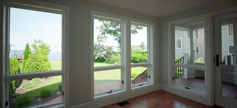 Double-hung Window Repair in Stamford, ON